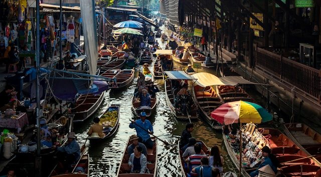 Damnoen Saduk Floating Market