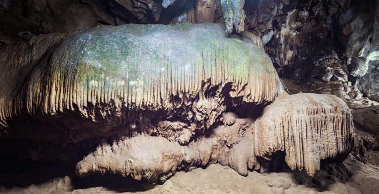 Chiang Dao Cave